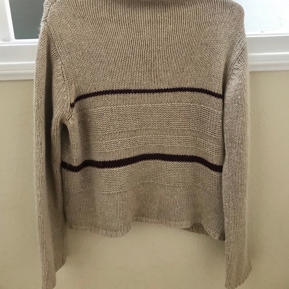 Cream turtle neck - Picture 3 of 5